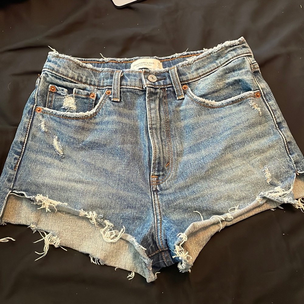 Abercrombie high rise mom shorts